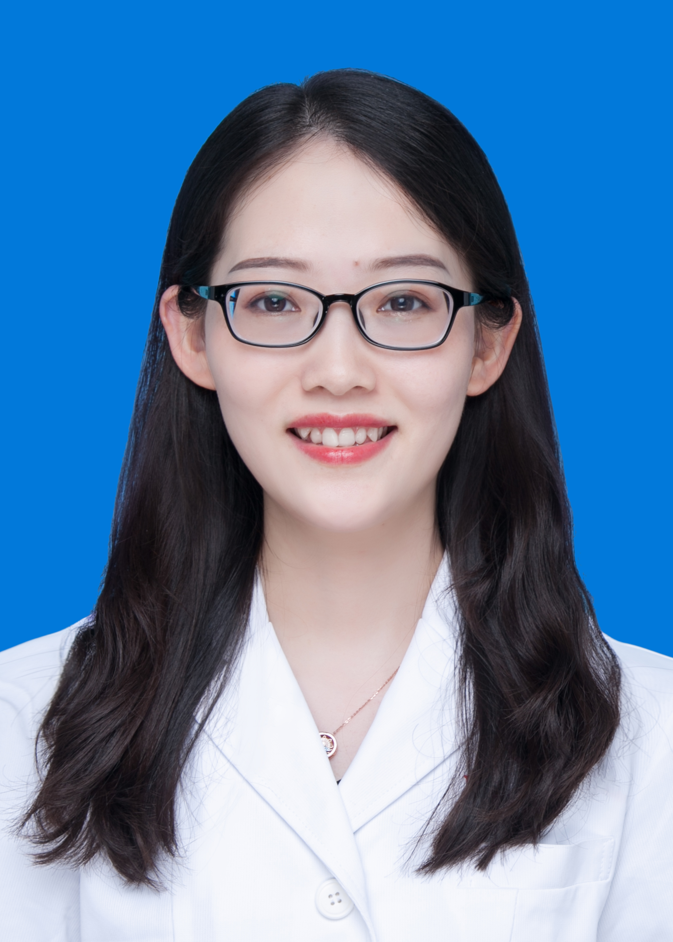 赖瑶.jpg